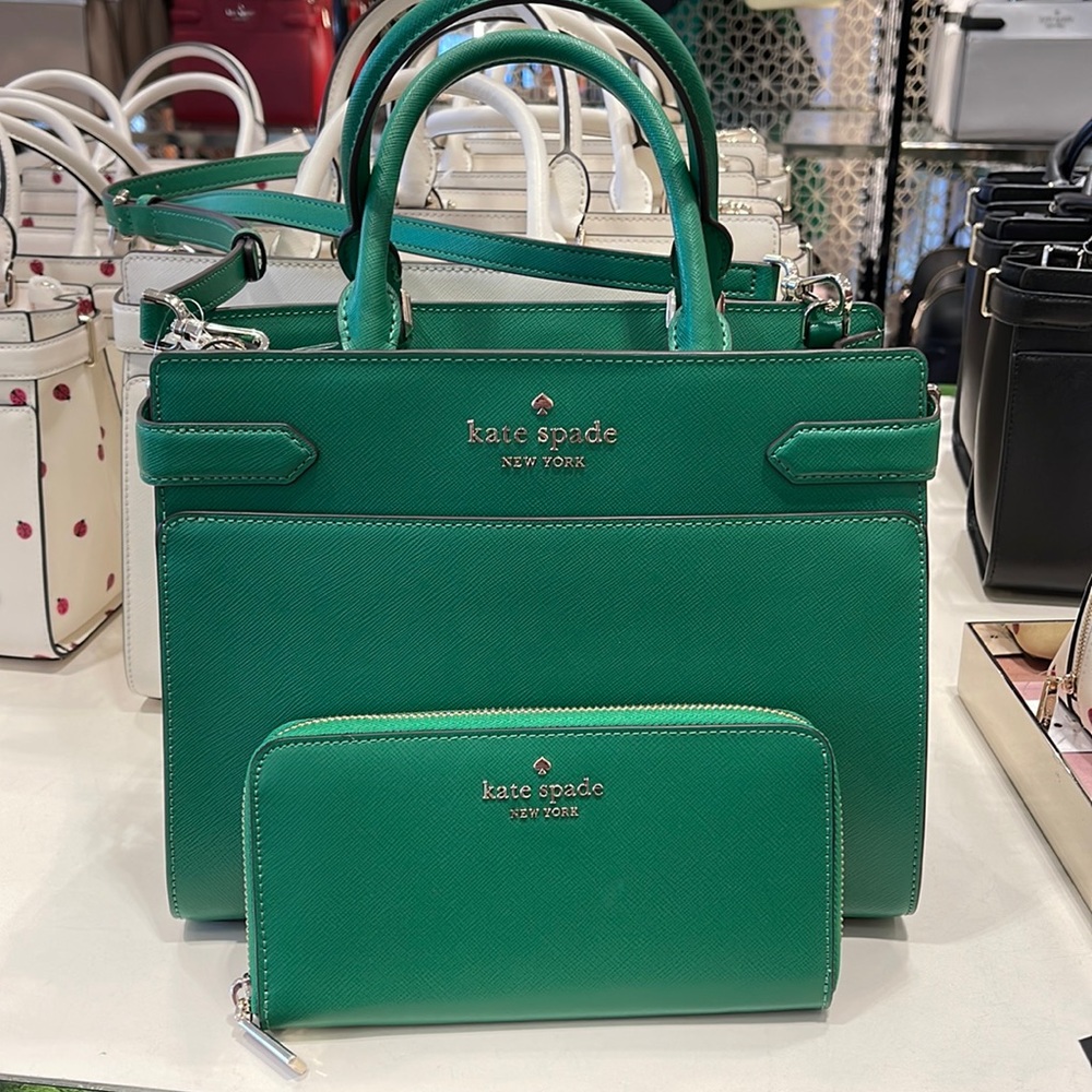 Kate Spade staci medium satchel
&
KSNY Staci Large Continental Wallet
Green Bean - Picture 1 of 16